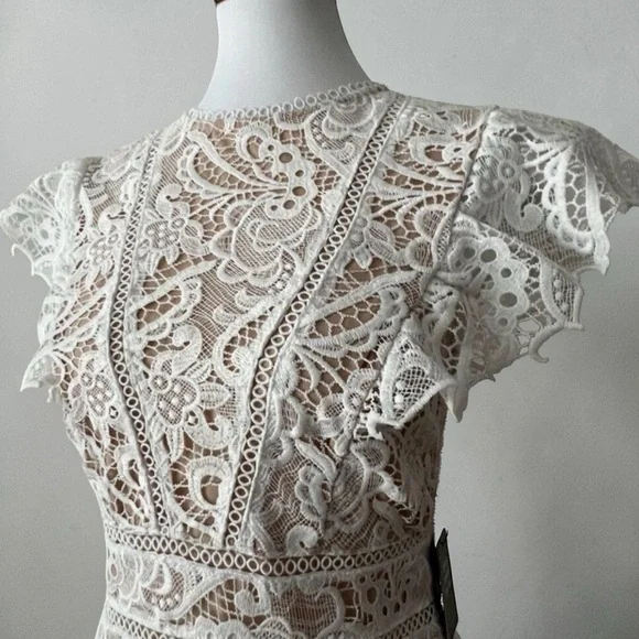 Express Sz M White Lace Mini Dress Boho Chic Short Sleeves NWT - Picture 4 of 12